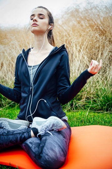 Nada yoga technique